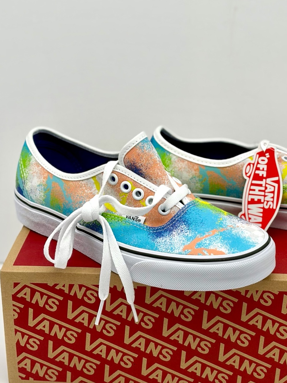 Vans Tie-Dye Canvas Lace-Up Sneakers in Blue, Green, Orange, Yellow women 8